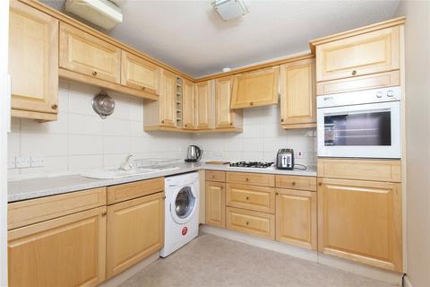 2 bedroom flat to rent, Silvermills, Edinburgh, EH3