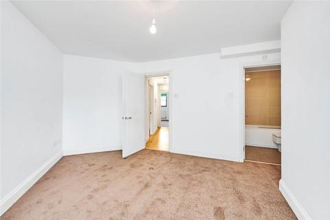 2 bedroom flat to rent, Eardley Road, London, SW16