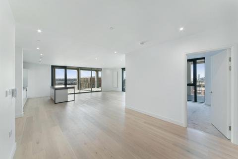 undefined, Pinnacle House, Royal wharf, London, E16