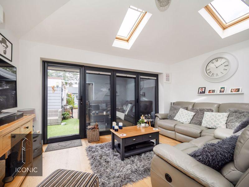 Links Avenue, Hellesdon, Norwich 3 bed semidetached house £375,000