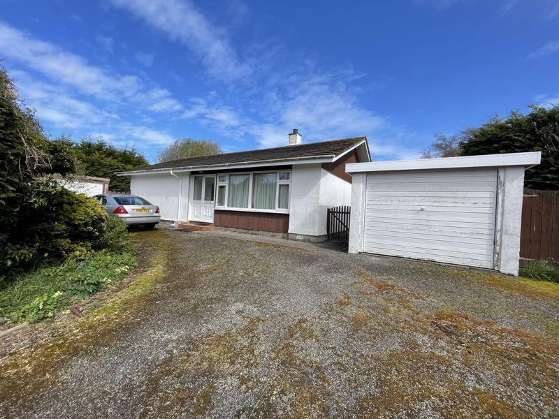 Dwyran, Isle of Anglesey 2 bed detached bungalow £220,000