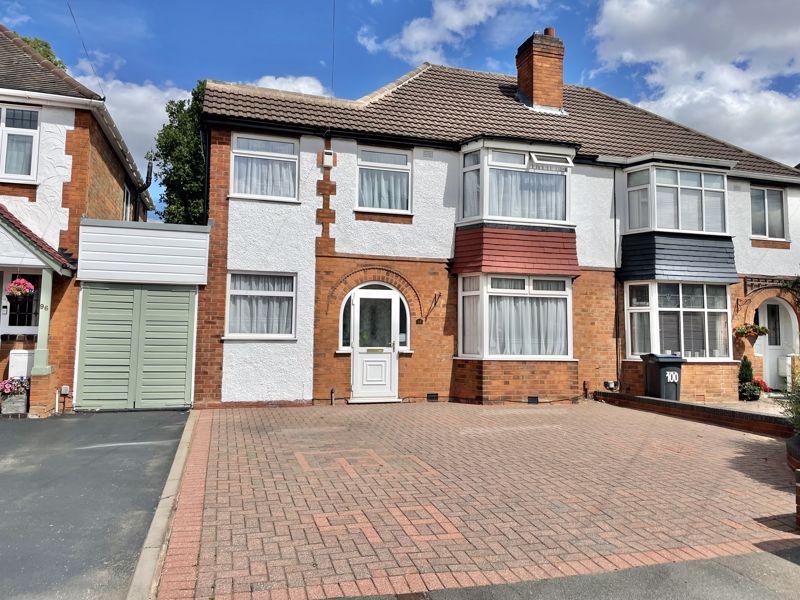 Woodlands Farm Road, Birmingham 3 bed semidetached house for sale £