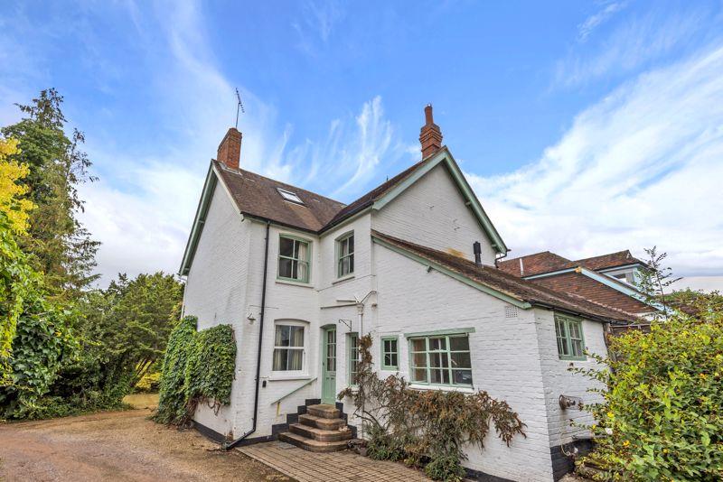 Mill Lane, Chiddingfold 2 bed semidetached house for sale £525,000