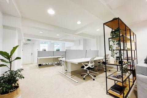 Serviced office to rent, 7 Stratton Street,,