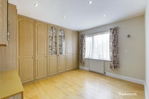 4 bedroom semi-detached house to rent, Sudbury Avenue, Wembley HA0