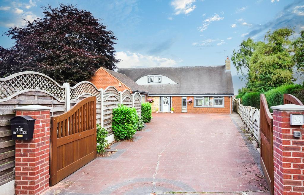 Yoxall Road, Kings Bromley... 5 bed detached house £800,000