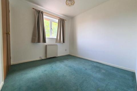 2 bedroom house to rent, Glenfield Road, Warden Hills, Luton, LU3 2HZ