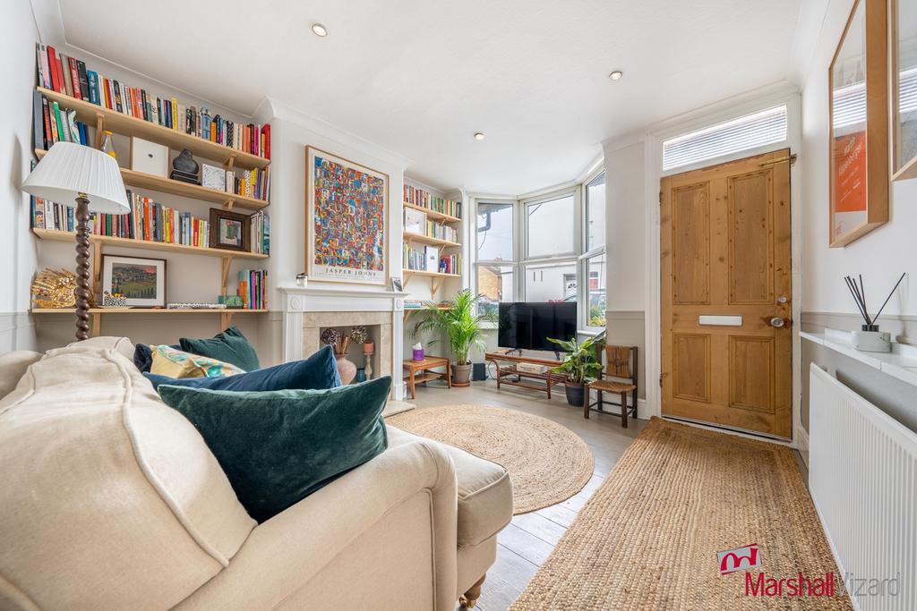 Bradshaw Road, Watford, WD24 2 bed terraced house £390,000