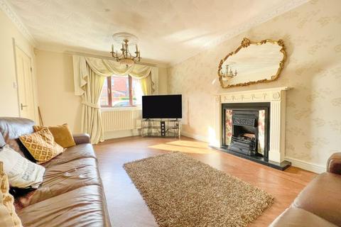 4 bedroom detached house for sale - Sandridge Close, Kearsley, Bolton