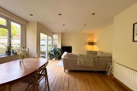 undefined, Battenhall Road, Harborne, Birmingham, B17 9UD
