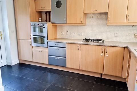 3 bedroom semi-detached house to rent, Anchor Crescent, Hockley, Birmingham, B18 5SL