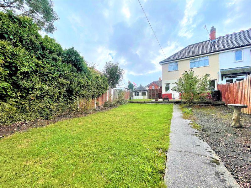 29Th Avenue, Hull, HU6 3 bed end of terrace house £110,000