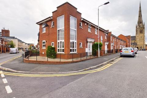 2 bedroom semi-detached house for sale - Blanchard Street, Hulme, Manchester, M15