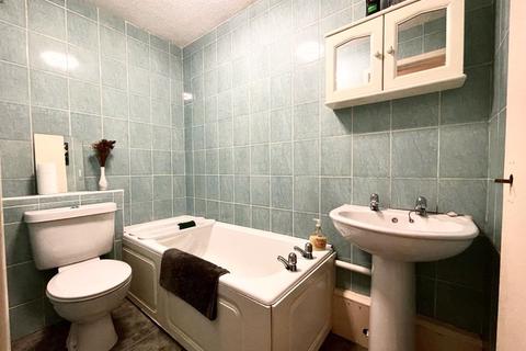 2 bedroom apartment for sale - Heathview, 'M7', Salford