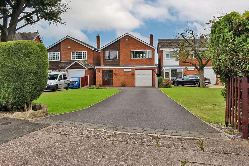 Coton Road, PENN 4 bed detached house for sale £475,000