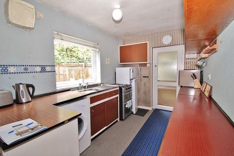 6 Orchard Close, Combe, Witney, OX29 8NU