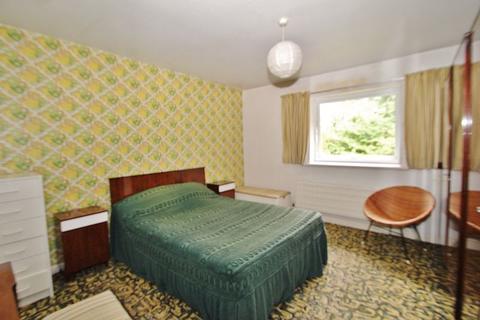 6 Orchard Close, Combe, Witney, OX29 8NU