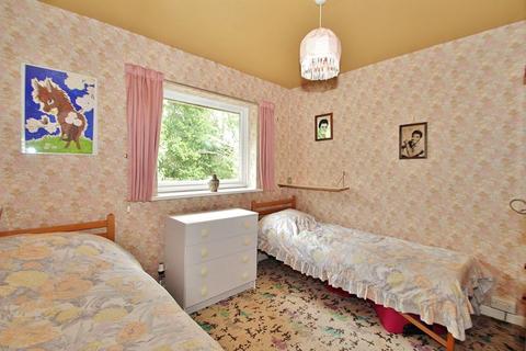 6 Orchard Close, Combe, Witney, OX29 8NU