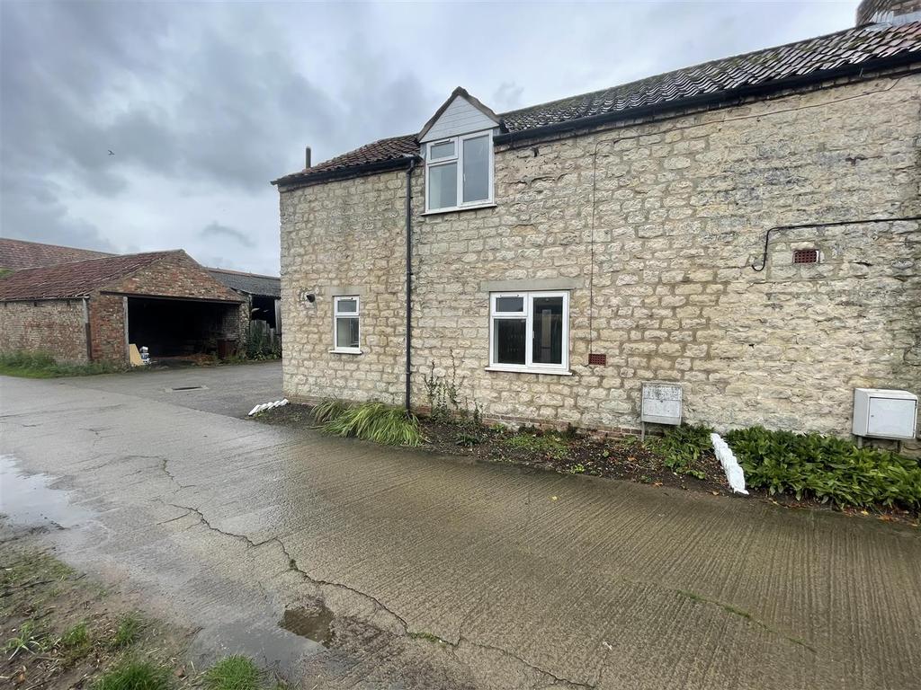 Beverley Road, Norton, Malton 1 bed semidetached house £525 pcm (£