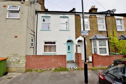 1 bedroom flat for sale - Adine Road, Plaistow, London, E13 8LL