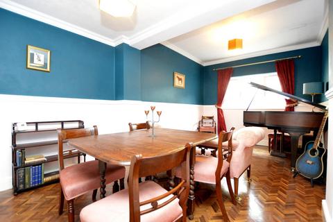 1 bedroom flat for sale, Adine Road, Plaistow, London, E13 8LL