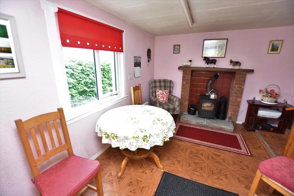 Dining Room.JPG