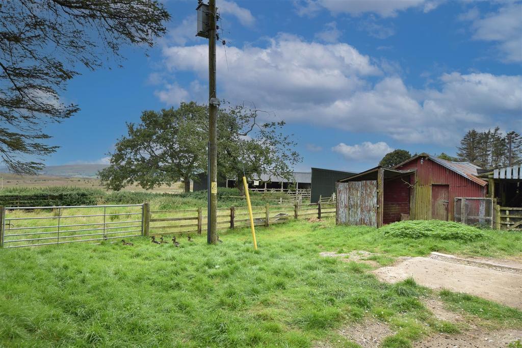 Outbuildings 5.png
