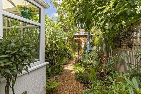41 Kipling Avenue, Goring By Sea, Worthing, BN12 6LQ