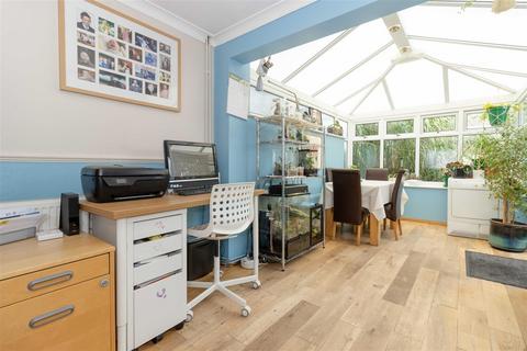 41 Kipling Avenue, Goring By Sea, Worthing, BN12 6LQ