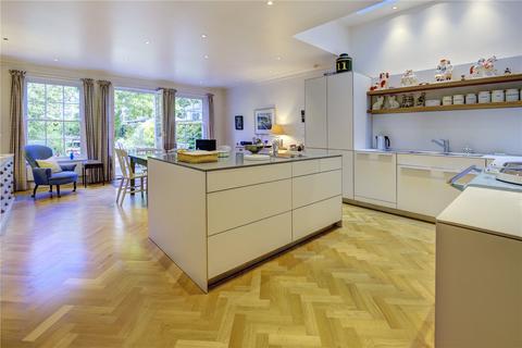 18 Edwardes Square, London, W8 6HE