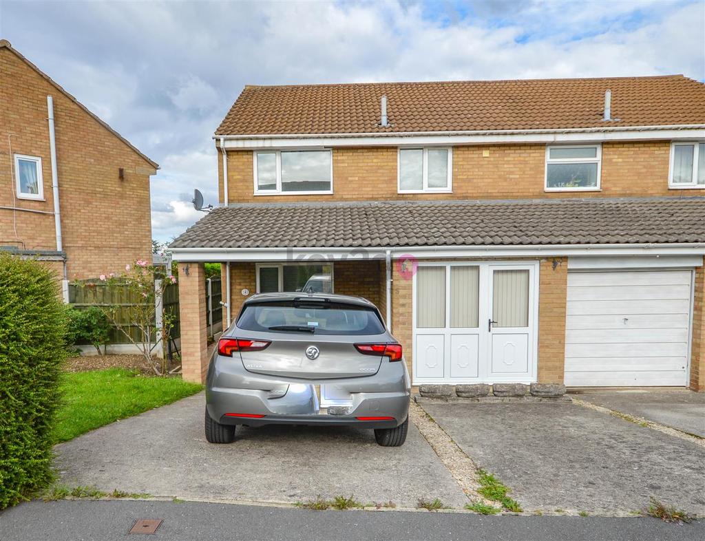 Westland Gardens, Westfield, Sheffield 3 bed semidetached house £775