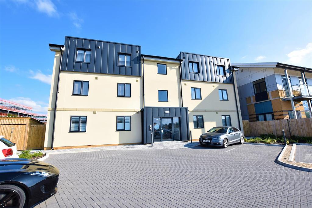 Serbert Close, Portishead 2 bed apartment for sale £280,000