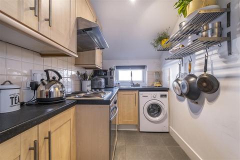 29a Adelphi Road, Epsom, KT17 1JB
