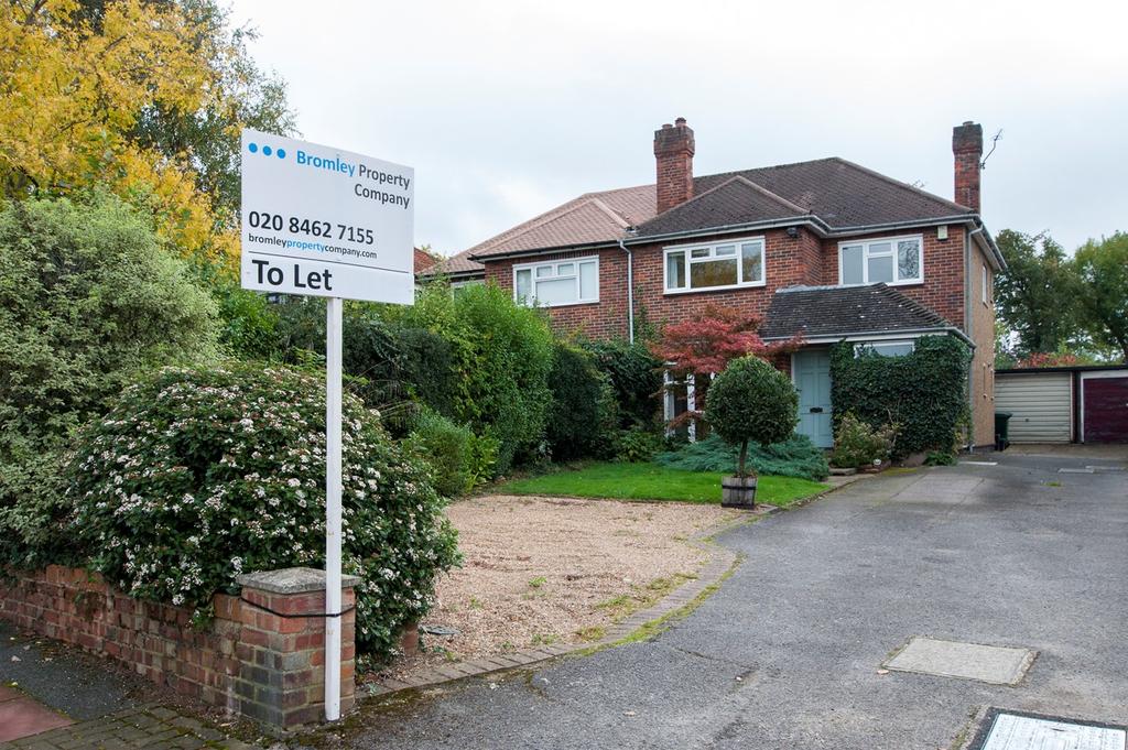Kingswood Road, Bromley, BR2 3 bed semidetached house £2,000 pcm (£