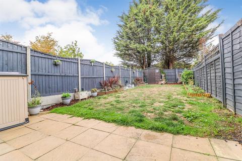 2 bedroom terraced house for sale - Dudley Close, Boreham, Chelmsford