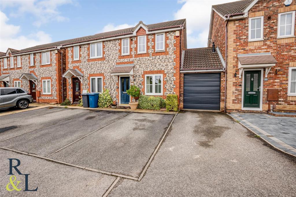 Ullswater Close, Gamston, Nottingham 2 bed semidetached house for sale