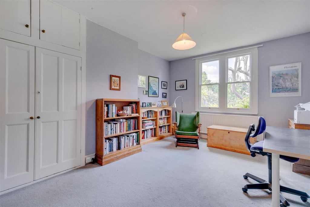 FOR SALE Wilmington Avenue W4