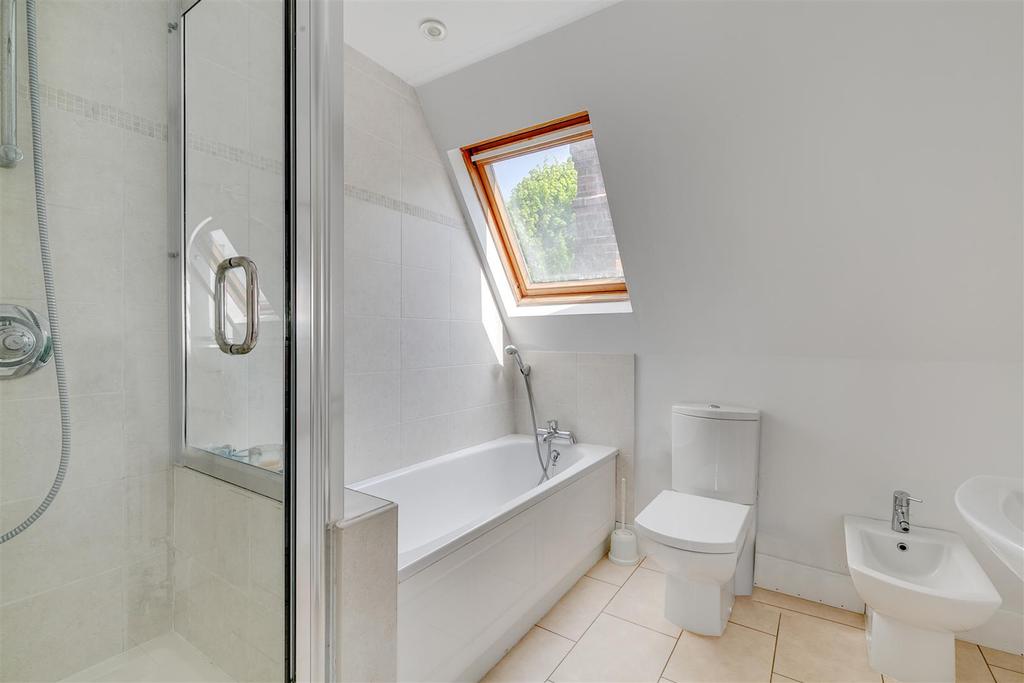 FOR SALE Wilmington Avenue W4