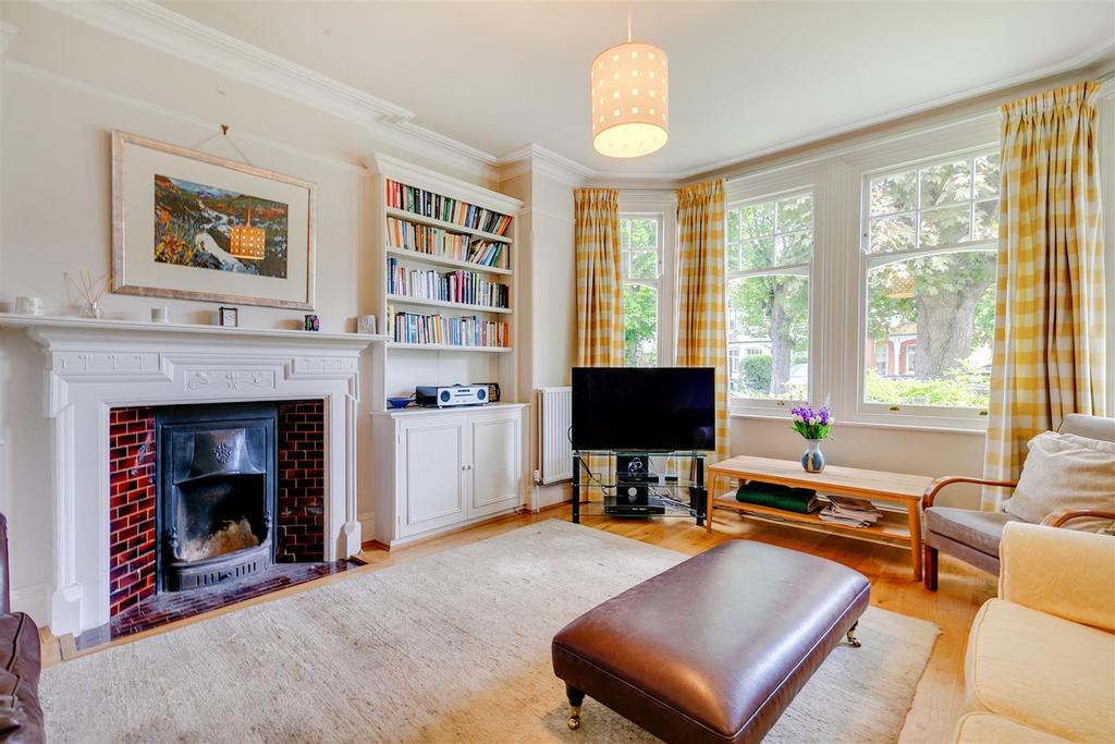 FOR SALE Wilmington Avenue W4