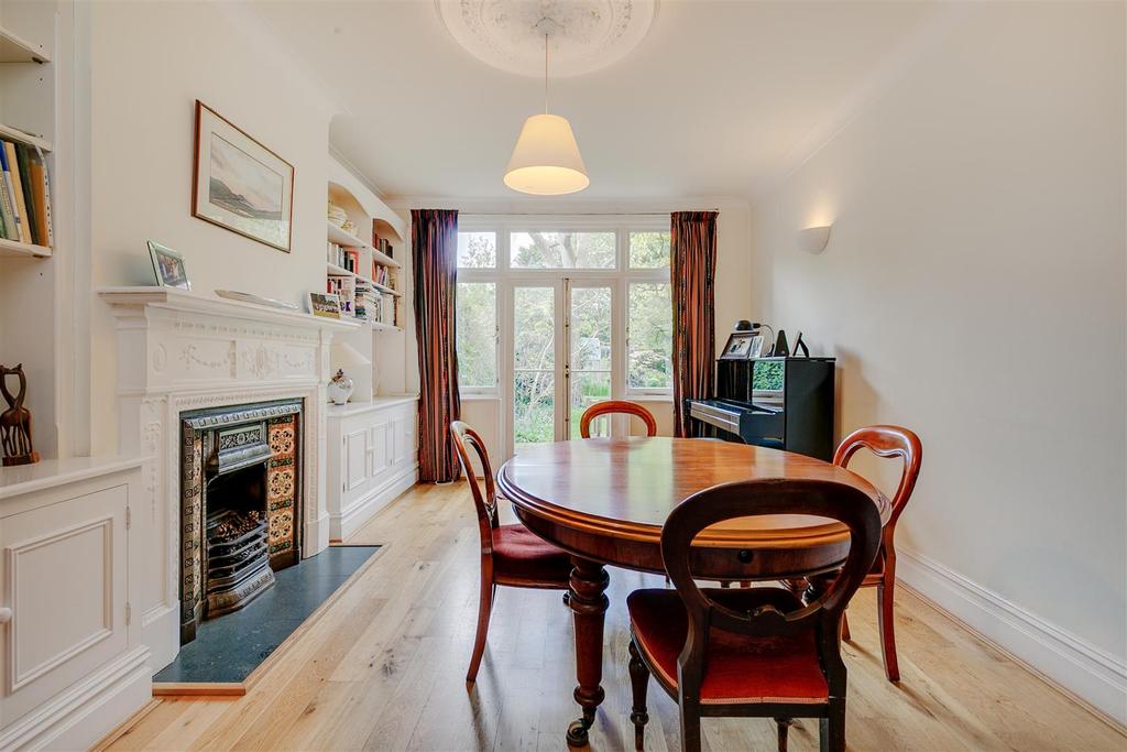 FOR SALE Wilmington Avenue W4