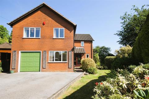 5 bedroom detached house for sale, Friars Close, Cheadle