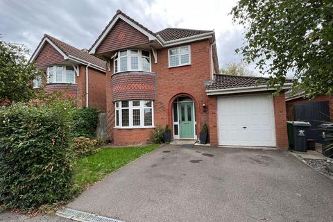 3 bedroom detached house to rent - Page Drive, Pengam Green, Cardiff