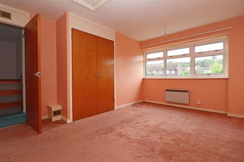 11 Brookland Way, Coldwaltham, Pulborough, RH20 1LT