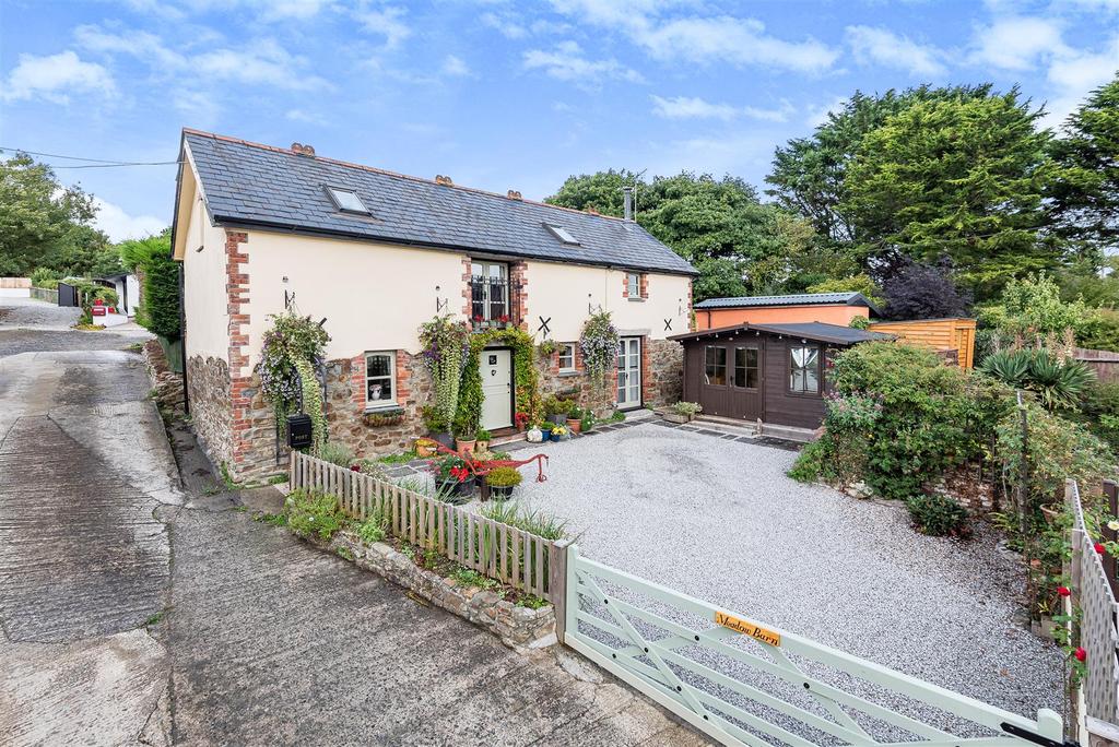 Bridgerule, Holsworthy 2 bed detached house £425,000