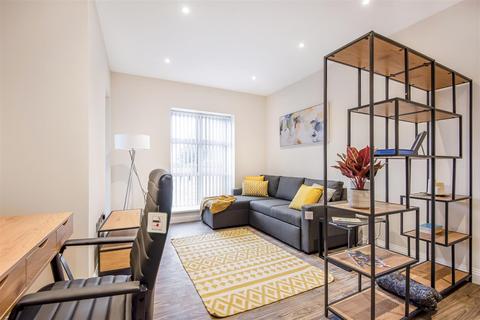 1 bedroom apartment for sale - Flat 20 Cadogan House, Rose Kiln Lane, Reading, RG2 0HP