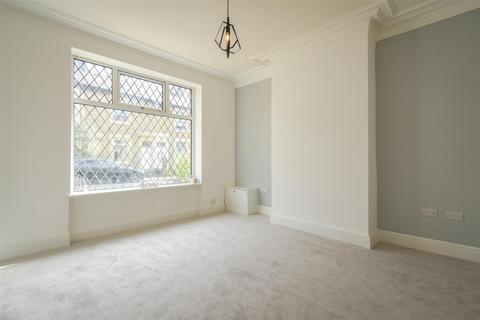 16 Adelaide Street, Clayton Le Moors, Accrington, BB5 5LU