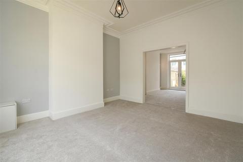 16 Adelaide Street, Clayton Le Moors, Accrington, BB5 5LU