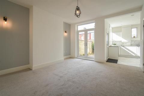 16 Adelaide Street, Clayton Le Moors, Accrington, BB5 5LU
