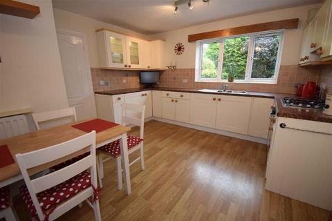 80 Beaconside, South Shields, NE34 7PX
