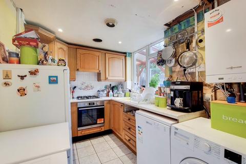 11 Hall Drive, London, W7 1AB